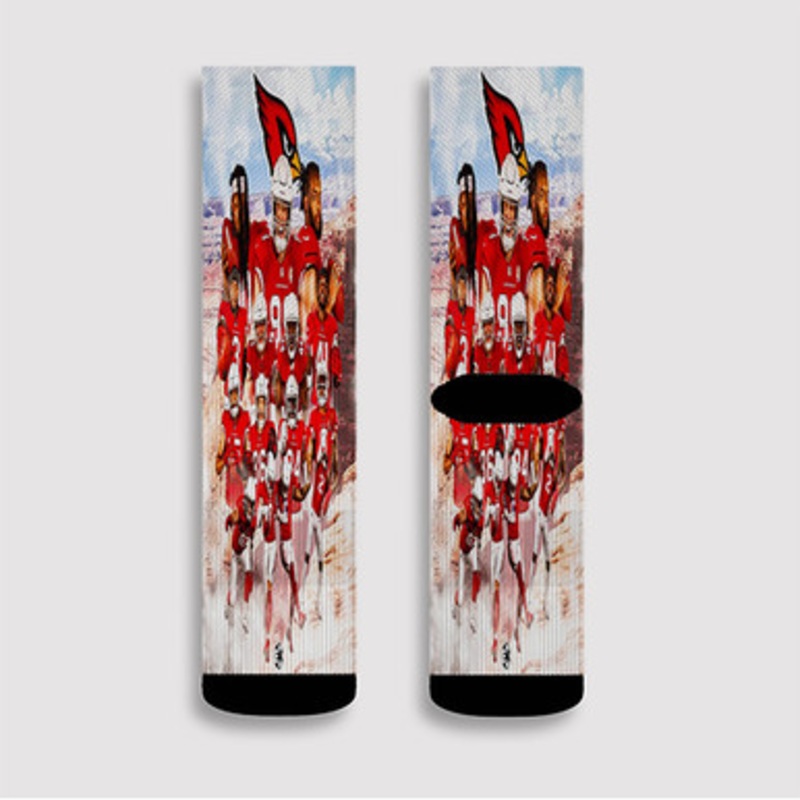 Pastele Arizona Cardinals NFL 2022 Squad Custom Socks Sublimation Awesome Printed Sports Elite Socks Polyester Cushioned Bottoms Gym Gymnastic Running Yoga School Skatebording Basketball Spandex