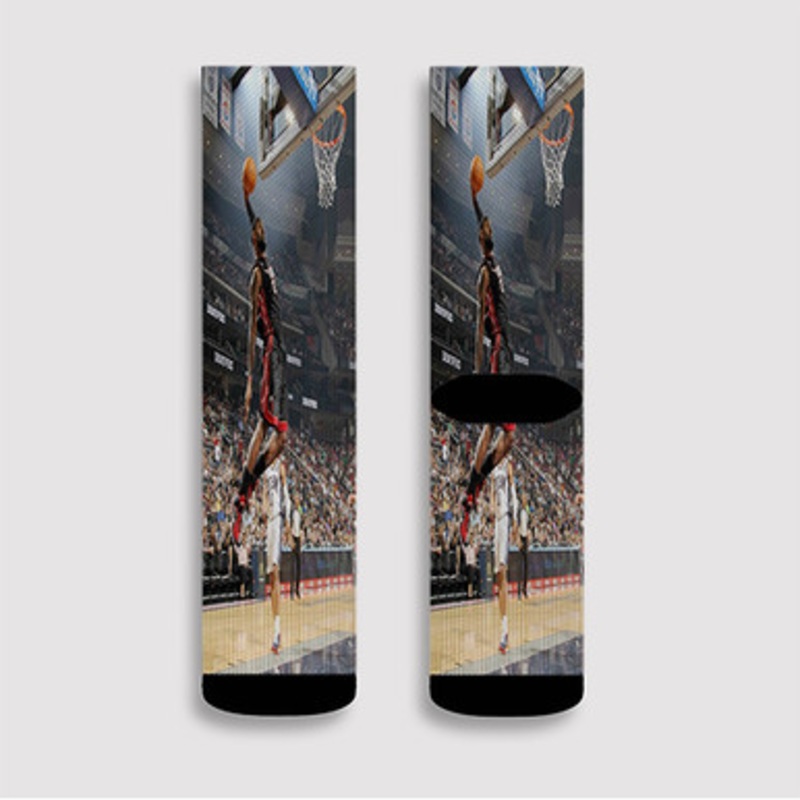 Pastele Lebron James Dunk Custom Socks Sublimation Awesome Printed Sports Elite Socks Polyester Cushioned Bottoms Gym Gymnastic Running Yoga School Skatebording Basketball Spandex
