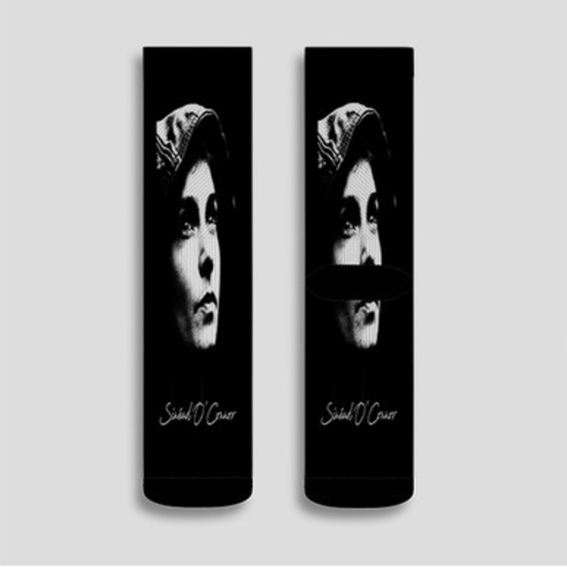 Pastele Sinead O Connor Poster Custom Socks Sublimation Awesome Printed Sports Elite Socks Polyester Cushioned Bottoms Gym Gymnastic Running Yoga School Skatebording Basketball Spandex