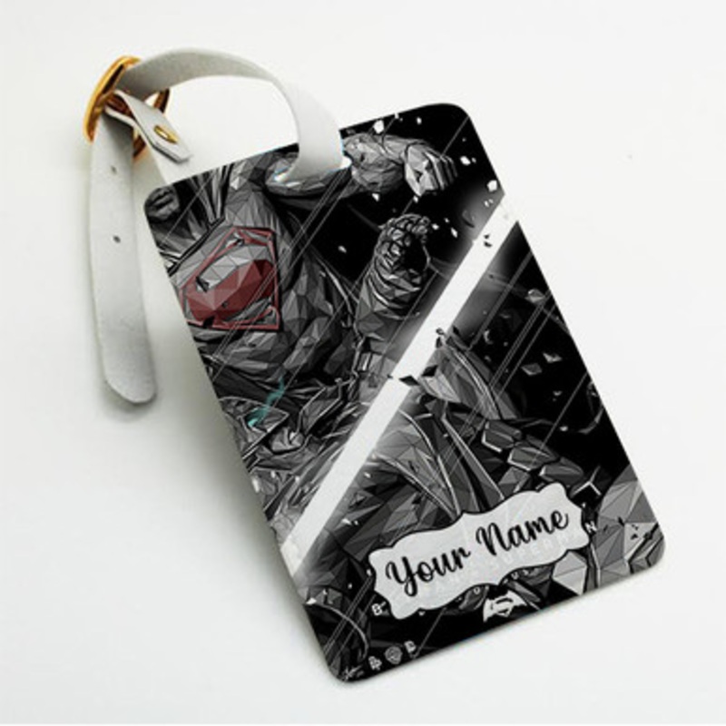 Pastele Batman V Superman Dawn Of Justice Custom Luggage Tags Personalized Name PU Leather Luggage Tag With Strap Awesome Baggage Hanging Suitcase Bag Tags Name ID Labels Travel Bag Accessories