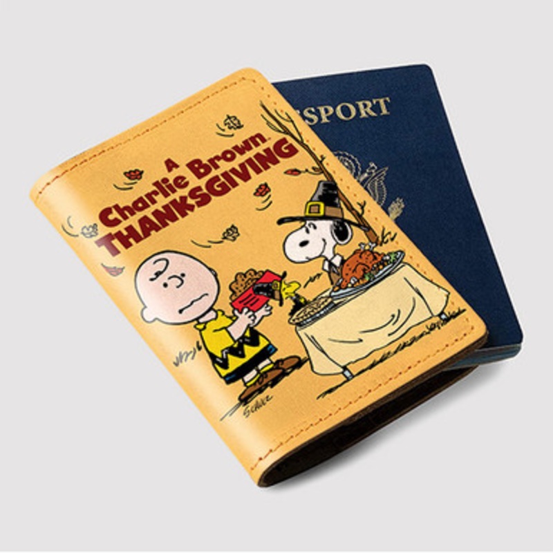 Pastele A Charlie Brown Thanksgiving Custom Passport Wallet Case With Credit Card Holder Awesome Personalized PU Leather Travel Trip Vacation Baggage Cover