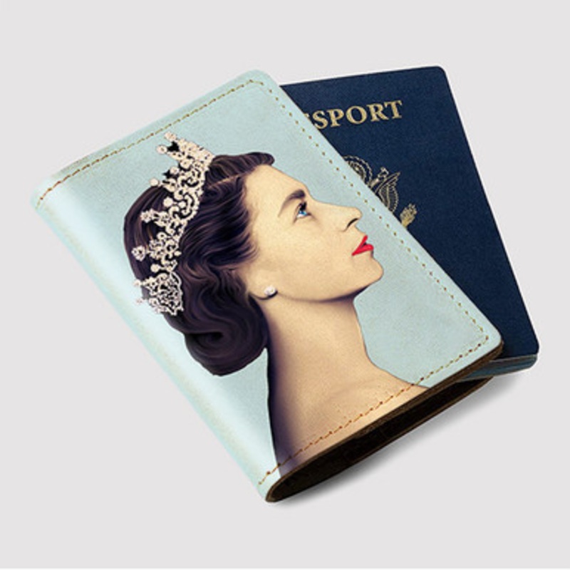 Pastele Queen Elizabeth II The Young Custom Passport Wallet Case With Credit Card Holder Awesome Personalized PU Leather Travel Trip Vacation Baggage Cover