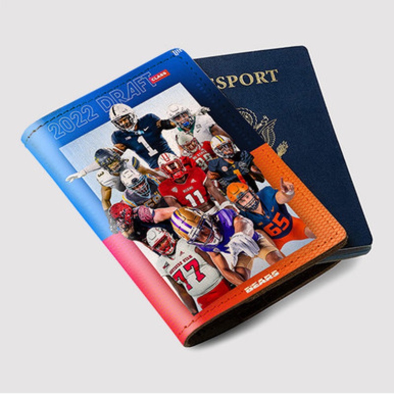 Pastele Chicago Bears NFL 2022 Custom Passport Wallet Case With Credit Card Holder Awesome Personalized PU Leather Travel Trip Vacation Baggage Cover