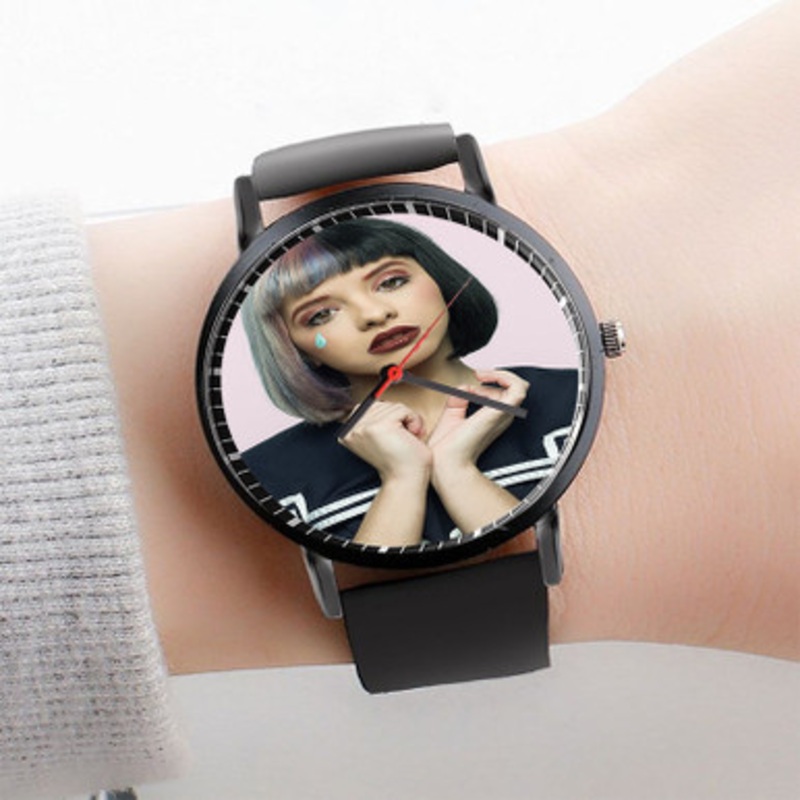 Pastele Melanie Martinez Art Watch Custom Unisex Black Quartz Watch Premium Gift Box Watches