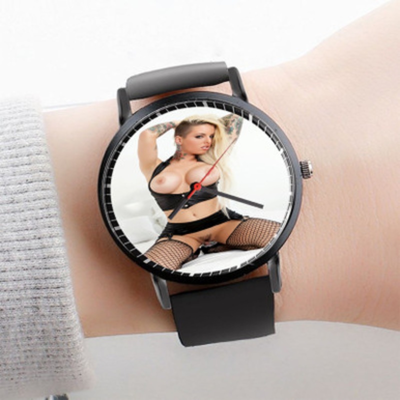 Pastele Christy Mack Watch Custom Unisex Black Quartz Watch Premium Gift Box Watches
