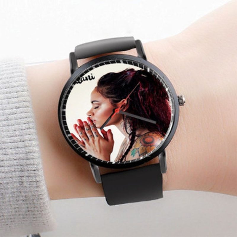 Pastele Kehlani Tsunami Art Watch Custom Unisex Black Quartz Watch Premium Gift Box Watches