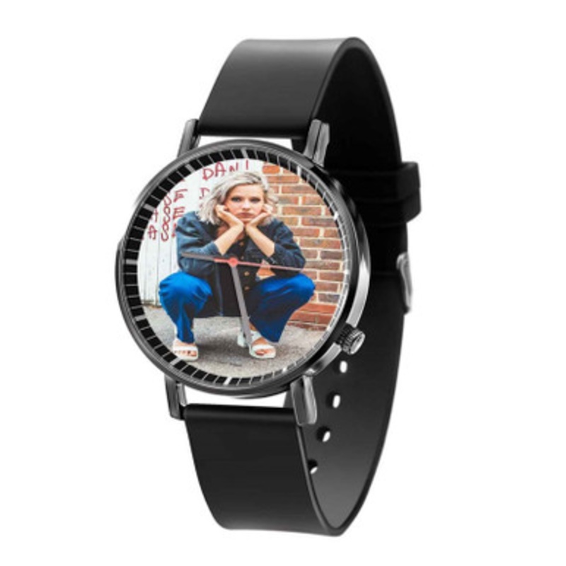 Dagny Unisex Quartz Watch With Premium Gift Box
