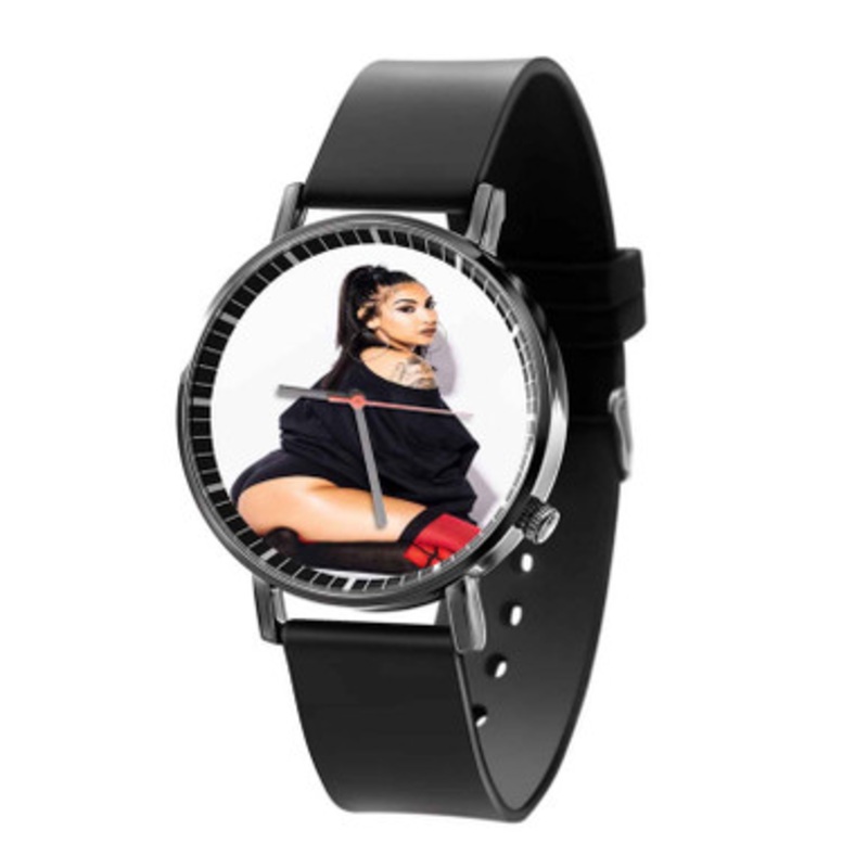 Queen Naija Black Quartz Watch With Premium Gift Box for Unisex