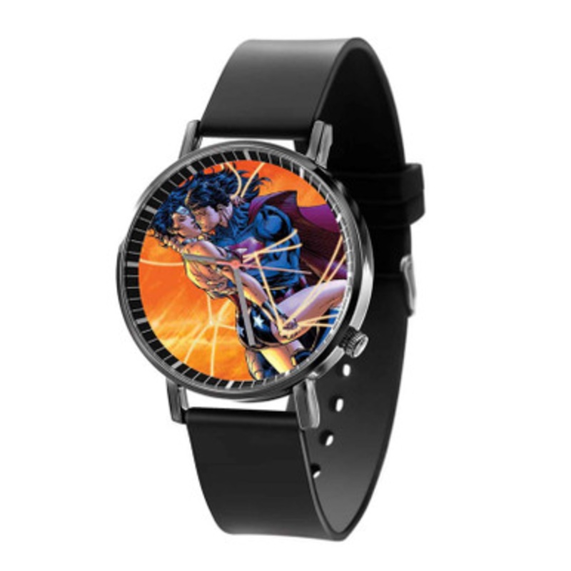 Superman and Wonder Woman Kiss in The Sky Unisex Quartz Watch With Premium Gift Box