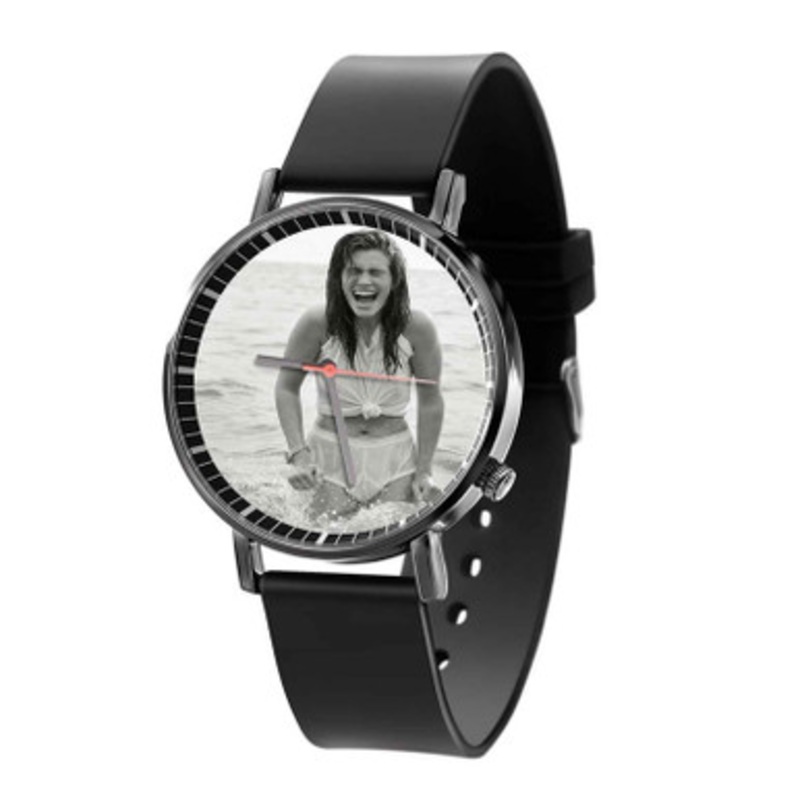 Julia Roberts Black Quartz Watch With Premium Gift Box for Unisex