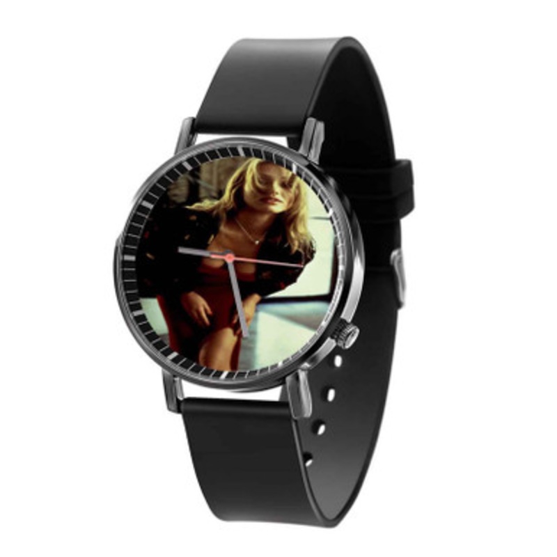 Cameron Diaz Black Quartz Watch Unisex With Premium Gift Box