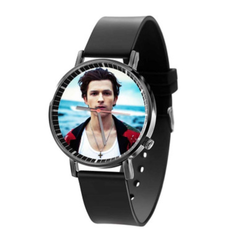 tom holland Sell Unisex Quartz Watch With Premium Gift Box