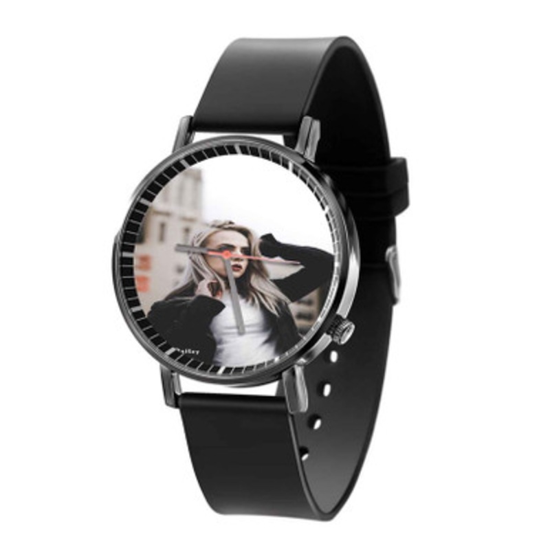 Madilyn Bailey Black Quartz Watch With Premium Gift Box for Unisex