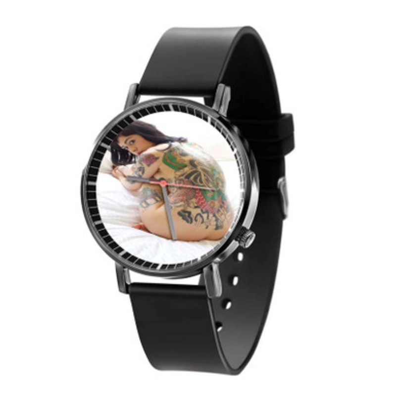 Johannie Valdes Black Quartz Watch Unisex With Premium Gift Box