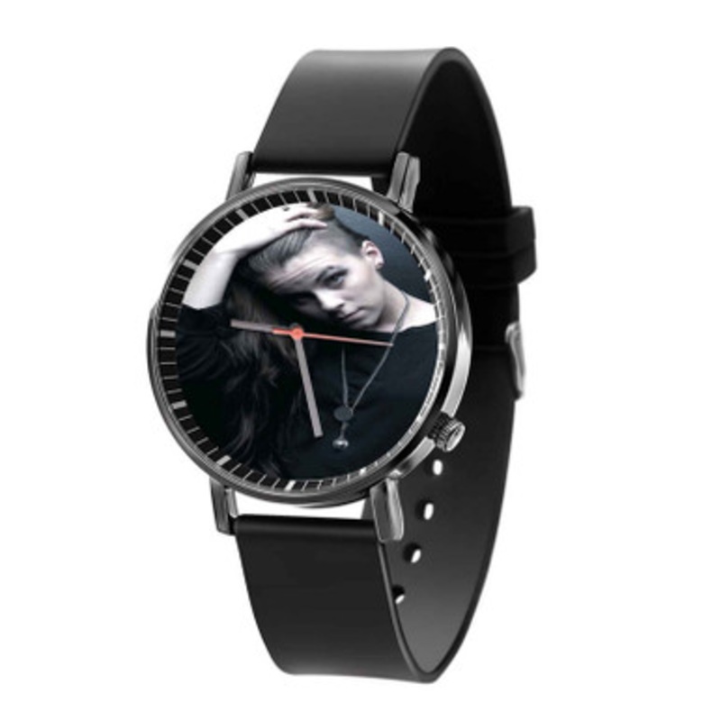 Lynn Gunn Pvris Arts Black Quartz Watch Unisex With Premium Gift Box
