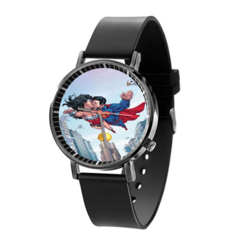Superman and Wonder Woman Kiss Unisex Quartz Watch With Premium Gift Box